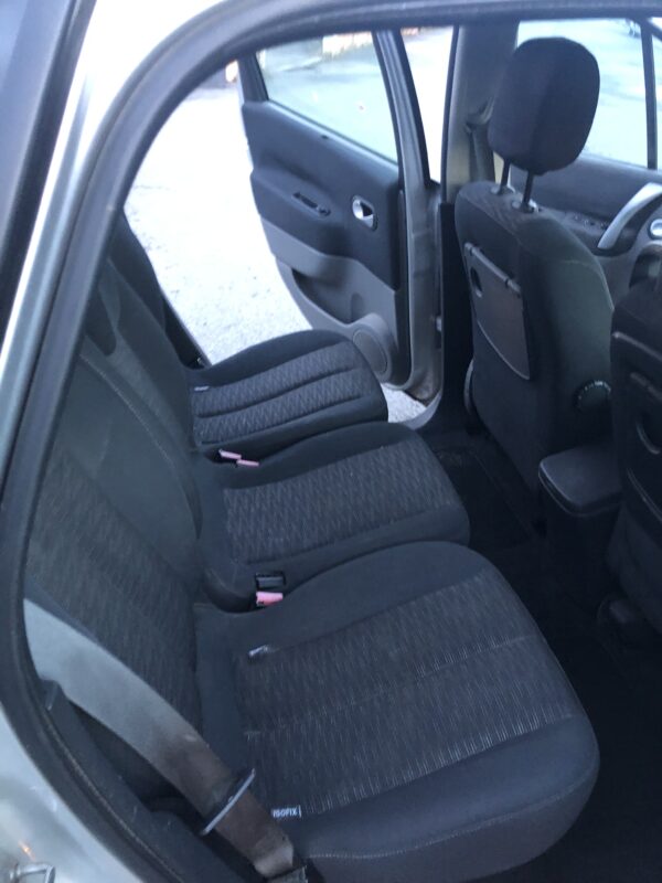 RENAULT SCENIC 1.5 Dci 105cv – Image 14