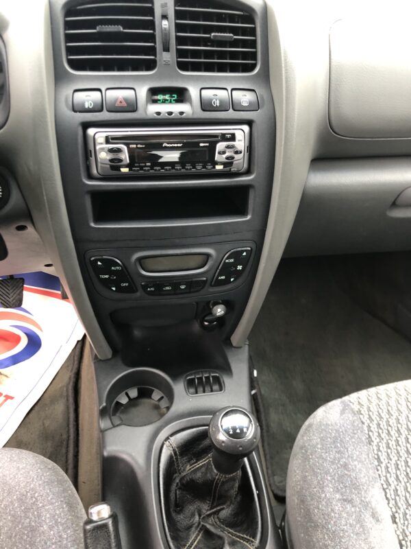 HYUNDAI SANTA FE 2.0 CRDI 4WD 125cv – Image 9
