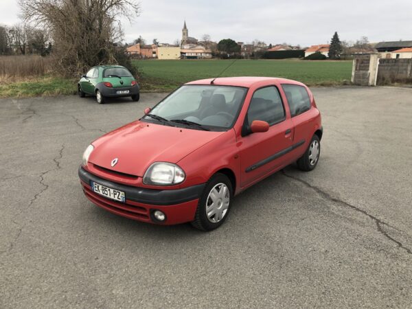 RENAULT CLIO II 1.6 BOITE AUTOMATIQUE – Image 3