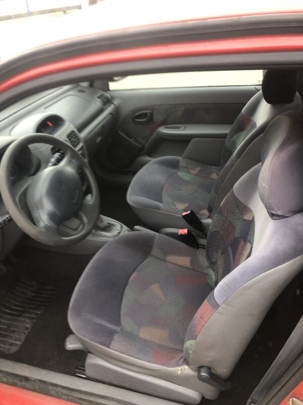 RENAULT CLIO II 1.6 BOITE AUTOMATIQUE – Image 8