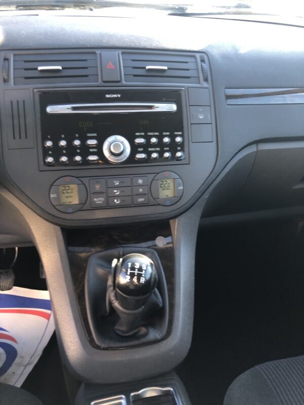 FORD C MAX 1.6 TDCI 110cv – Image 10