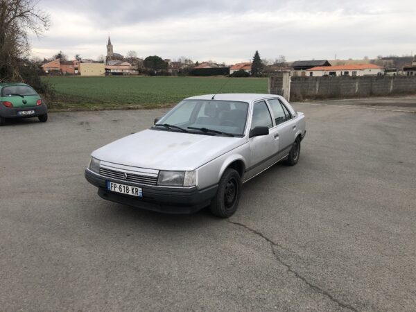 RENAULT 25 2.1 TD – Image 3