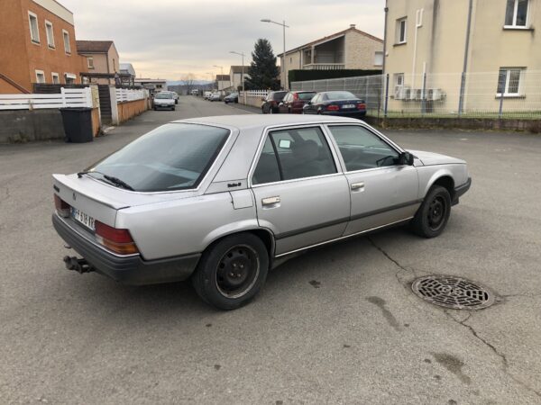 RENAULT 25 2.1 TD – Image 5