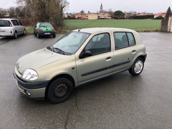 RENAULT CLIO II 1.4 98cv – Image 2