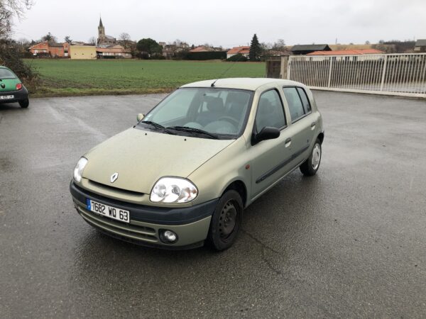 RENAULT CLIO II 1.4 98cv – Image 4