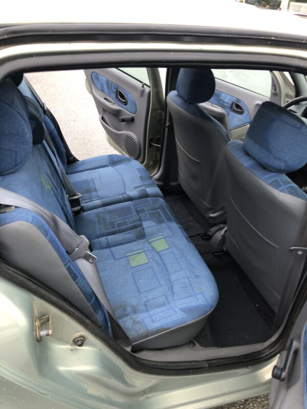 RENAULT CLIO II 1.4 98cv – Image 15