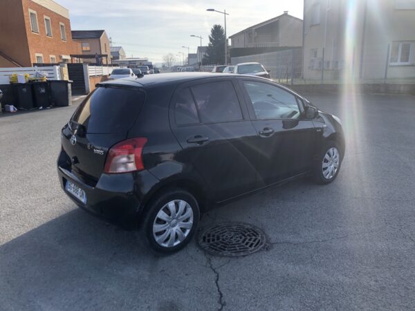 TOYOTA YARIS 1.4 D4D 90cv – Image 5