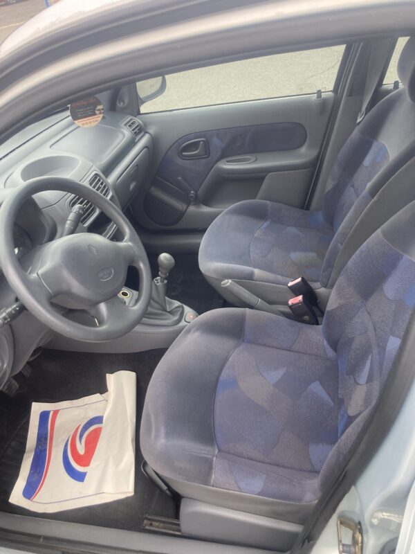 Renault Clio II 1.2 60cv – Image 8