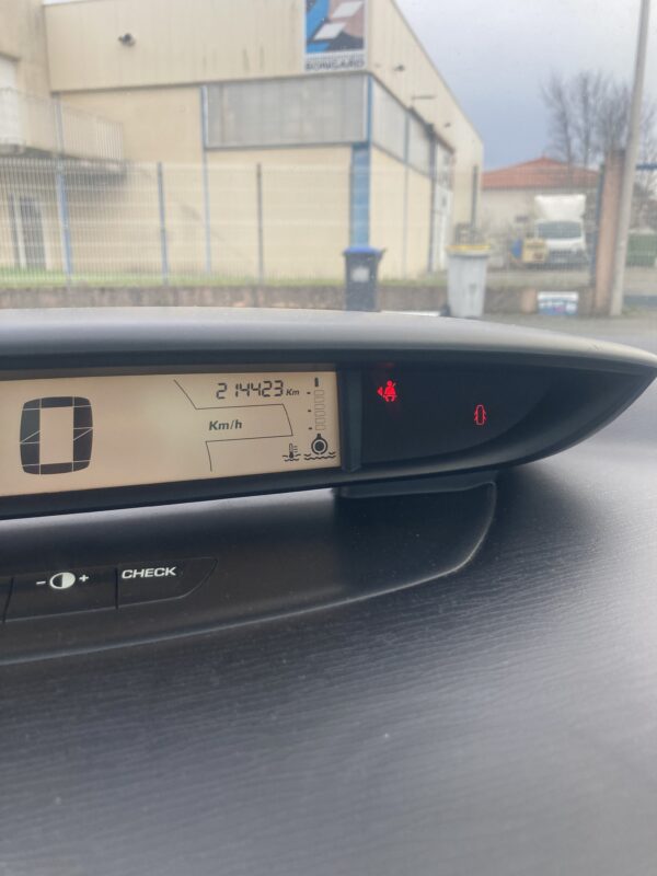 Citroen C4 1.6 Hdi 110cv – Image 10