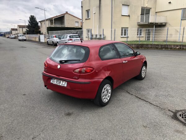 Alfa Romeo 147 1.9 JTD 100cv – Image 6