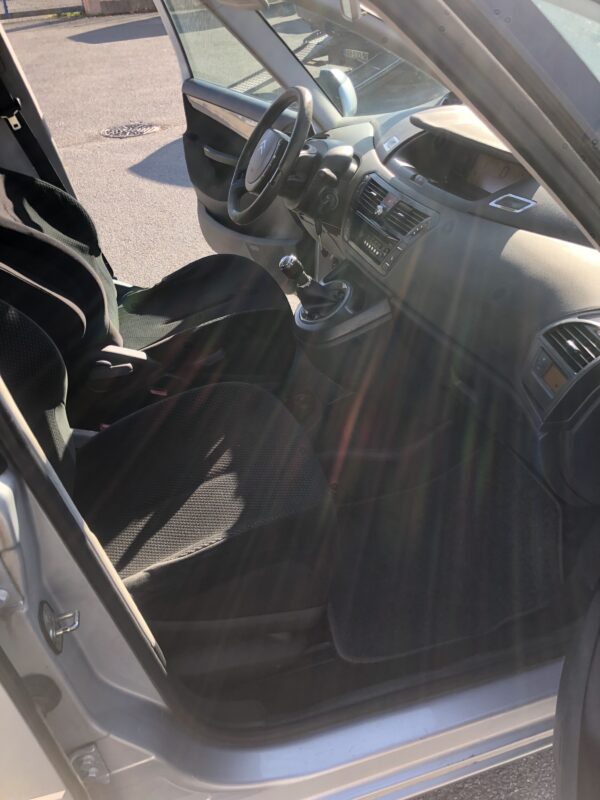 CITROEN C4 PICASSO 1.6 HDI 110cv – Image 13