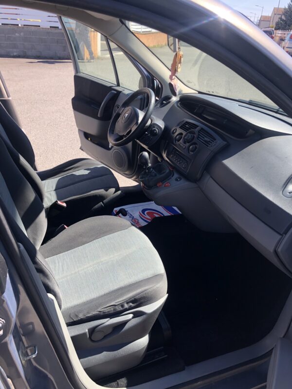 Renault Scenic 1.9 Dci 125cv – Image 15
