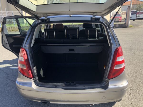 MERCEDES CLASSE A 160 CDI – Image 14