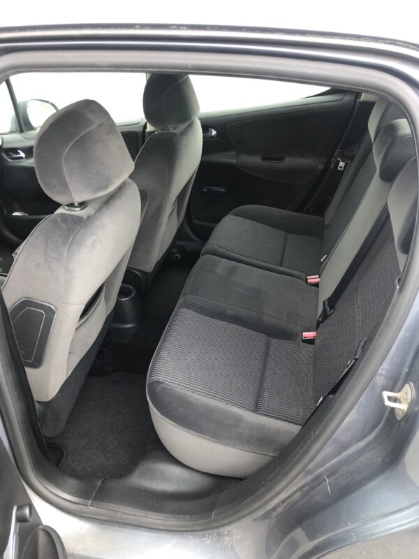 Peugeot 207 1.6 hdi 90cv – Image 12