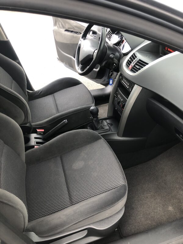 Peugeot 207 1.6 hdi 90cv – Image 15